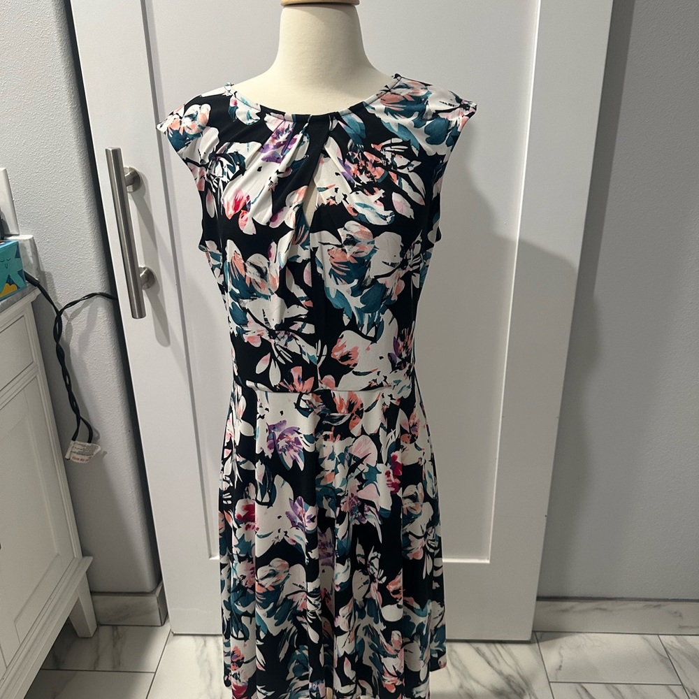 Floral Midi Sleeveless dress